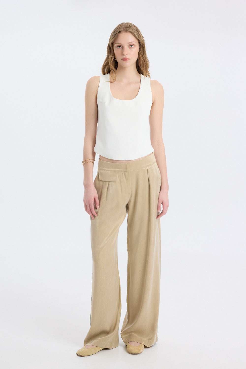 Low-Rise Fluid Trousers