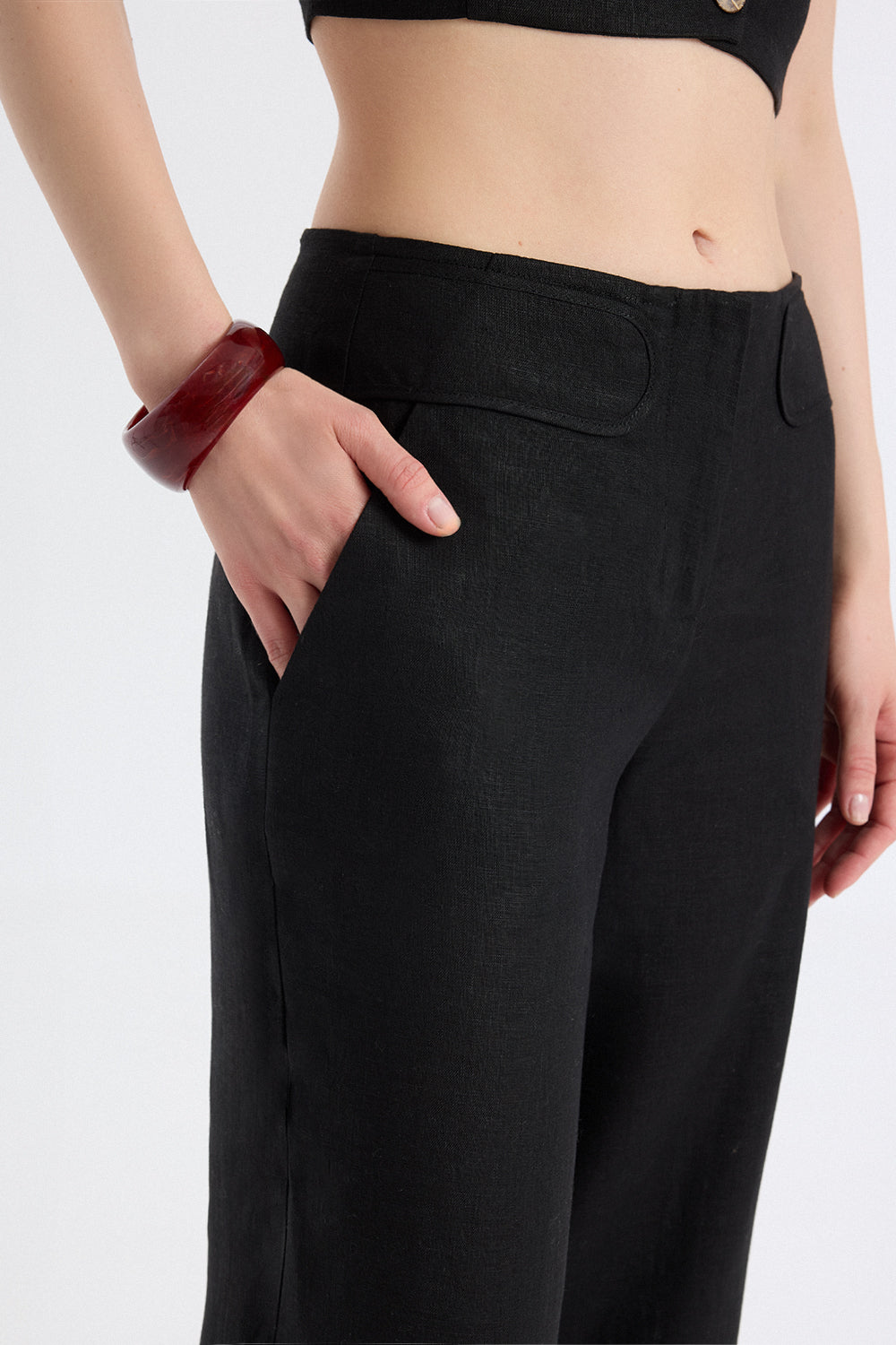 Tailored Linen Wide-Leg Trousers